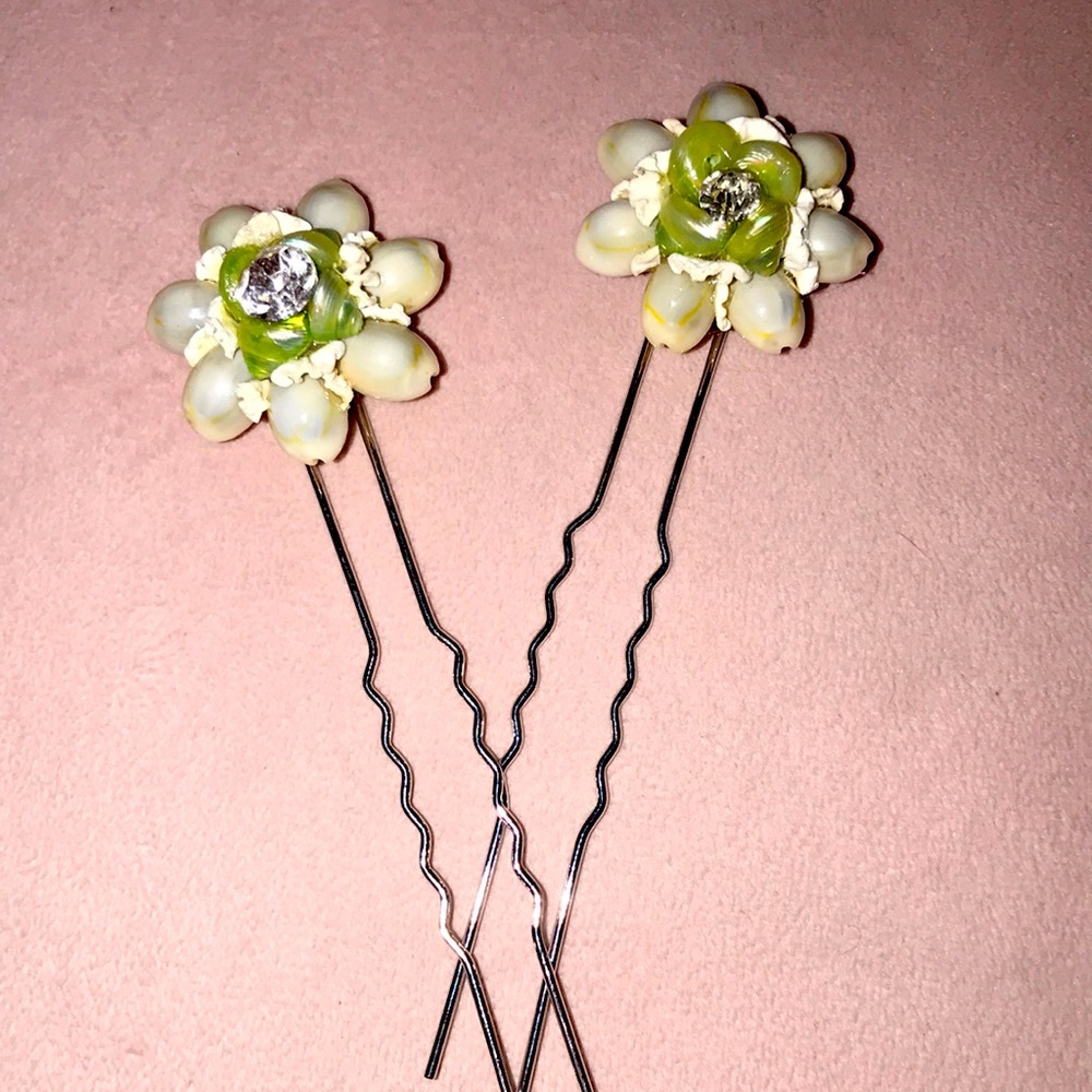 Vintage Tiny Seashell Hairpins